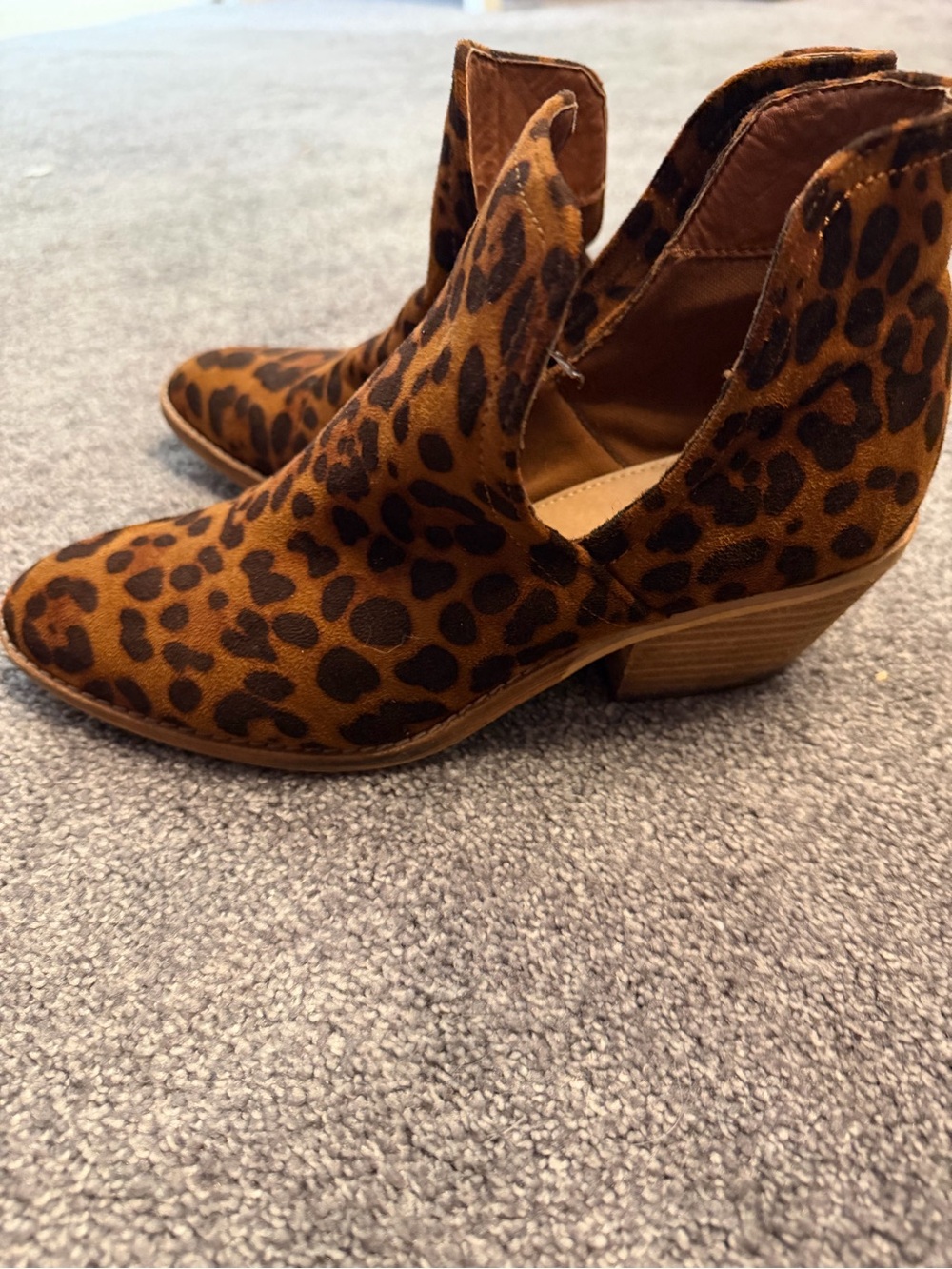 Leopard Print Cutout Ankle Boots - Brown